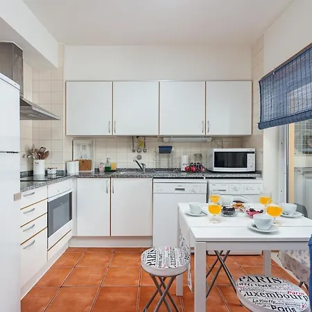 Pool And Beach Appartement